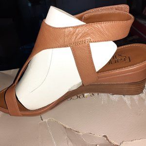 Size 8 Dori cognac shoe